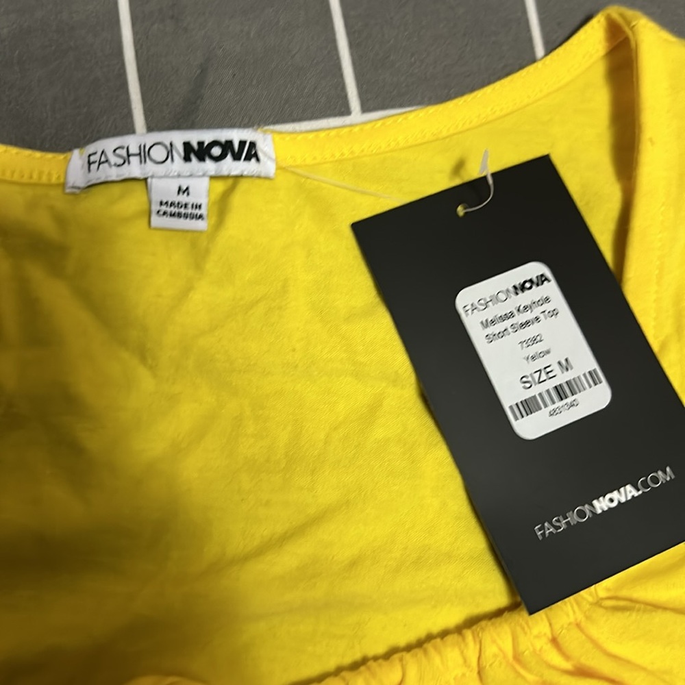 Yellow Crop Top - Picture 3 of 4
